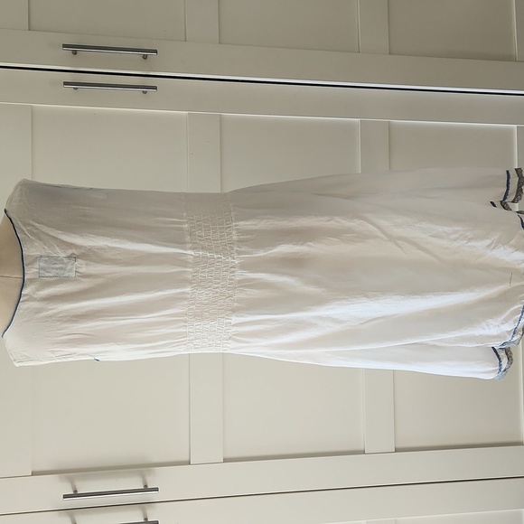 Burning Torch - Anthropologie White and Blue Embroidered Dress Sz L - Picture 6 of 10
